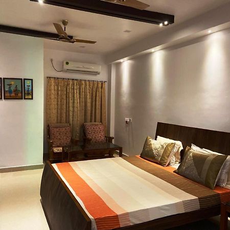 The Sunaina Hotel พาราณสี ภายนอก รูปภาพ
