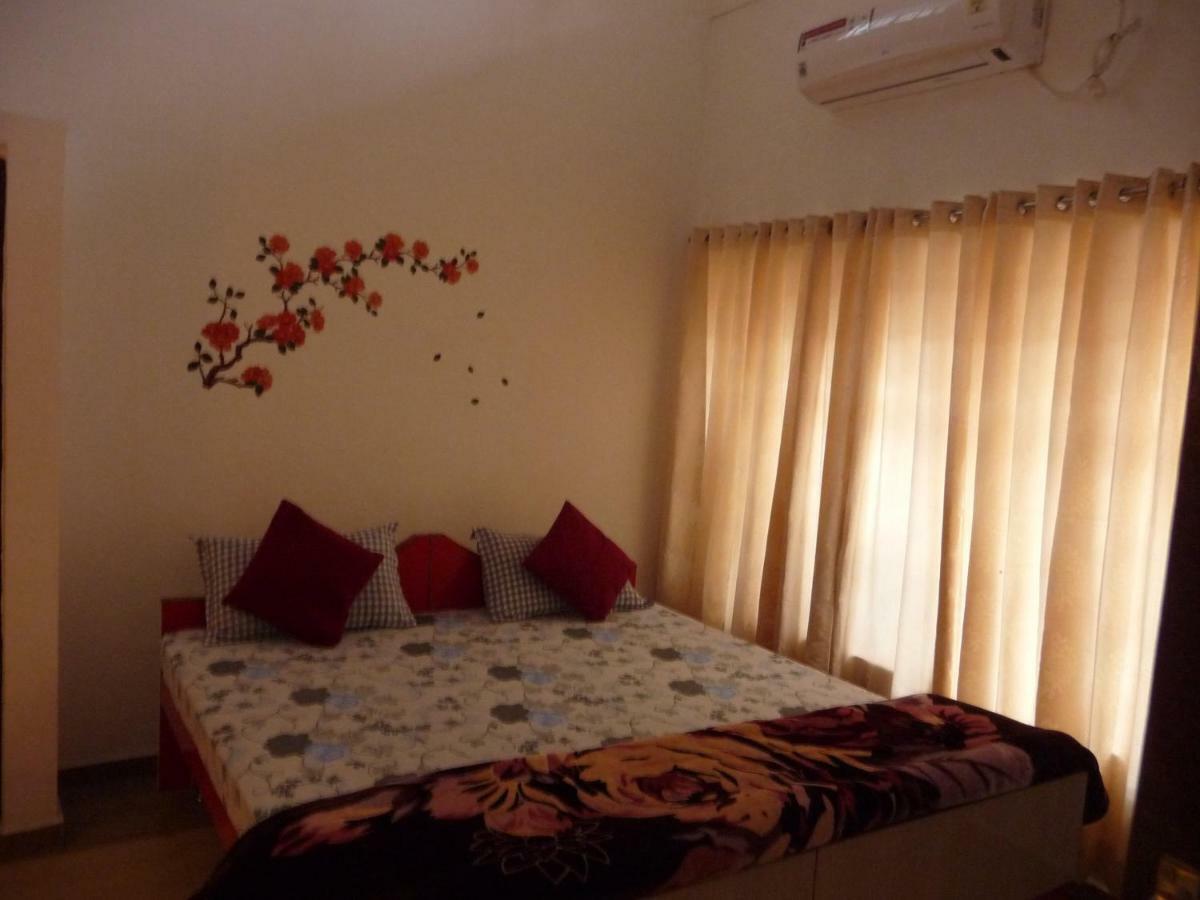 The Sunaina Hotel พาราณสี ภายนอก รูปภาพ