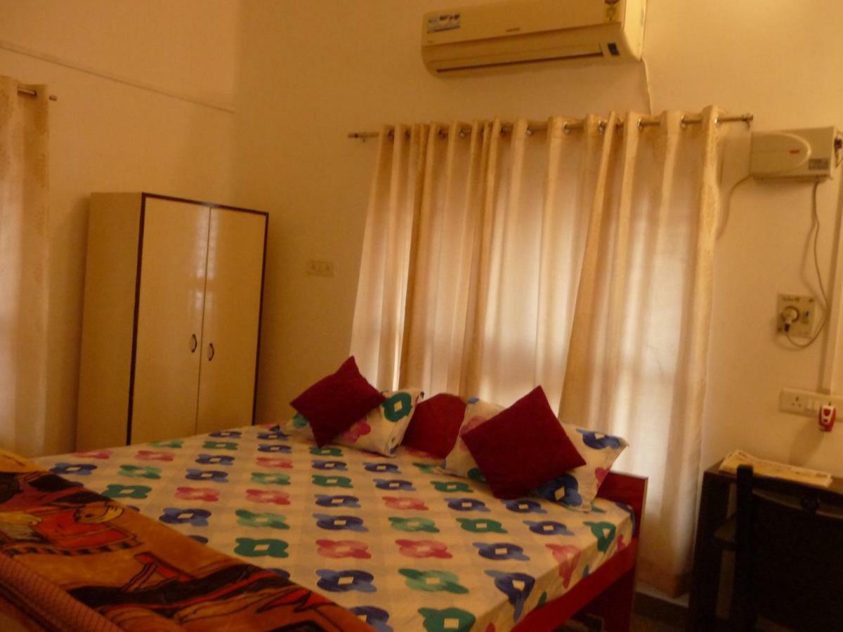 The Sunaina Hotel พาราณสี ภายนอก รูปภาพ